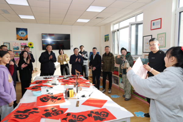 青岛市冬春文化惠民季盛大启幕暨&ldquo;艺老艺小&middot;艺起来&rdquo;文旅志愿服务同步启动，共筑城市文化暖心风景线