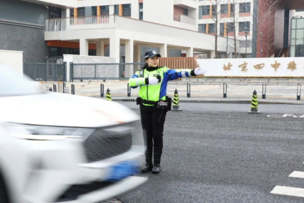 巾帼力量丨河北雄安女警：践行初心 绽放芳华