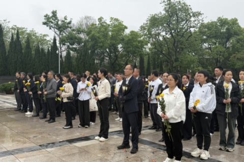 江西赣州：五单位联建共祭先烈 启明星眼科赓续红色血脉
