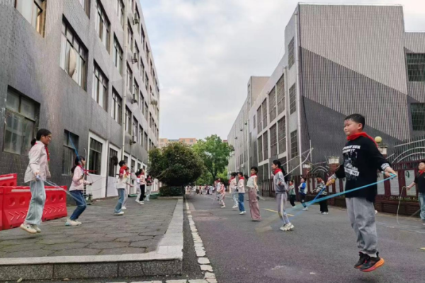 江西永新县城西小学：以运动为笔 绘就健康成长新画卷