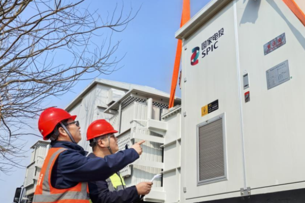 河北承德丨党旗飘扬在一线 突击攻坚显担当​