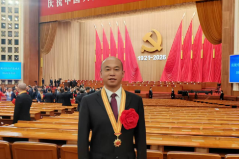 北方机电工业学校优秀毕业生祁峰获&ldquo;全国优秀共产党员&rdquo;殊荣