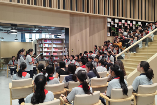 青春沐红韵，少年怀家国&mdash;&mdash;江苏无锡市东林中学桐华分校举办红色阅读分享会
